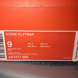 Kyrie flytrap